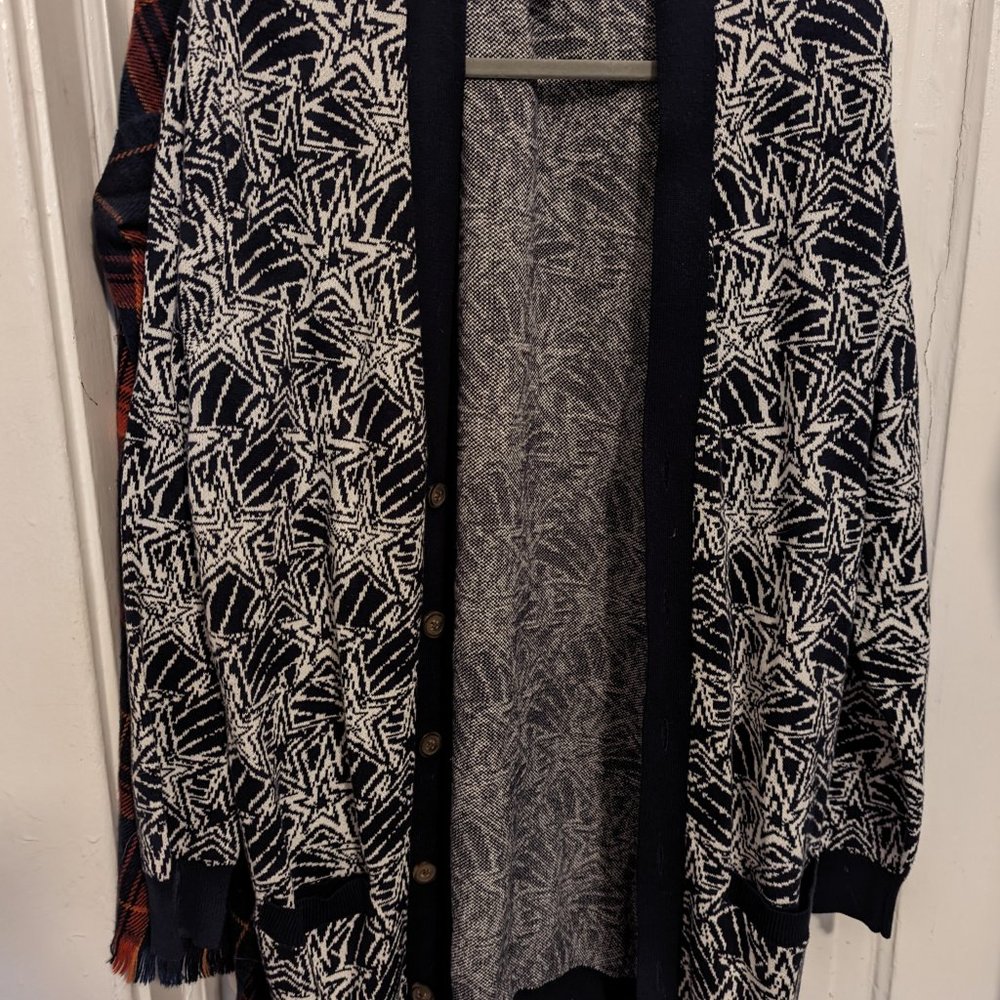 Mens Star Design Long Cardigan